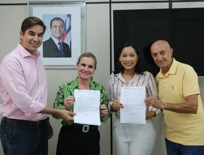 Reunião com o superintendente do SAC, Flávio Barbosa e a prefeita de Contendas do Sincorá 