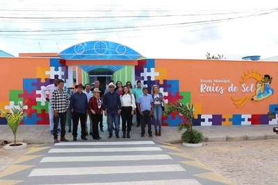 Visita a Escola Municipal Raios de Sol em Malhada de Pedras 