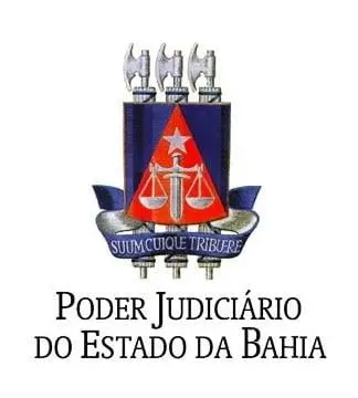 Deputada critica fechamento de comarcas do interior do Estado