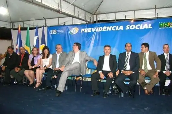 Ivana Bastos participa da inauguração do INSS em Itambé