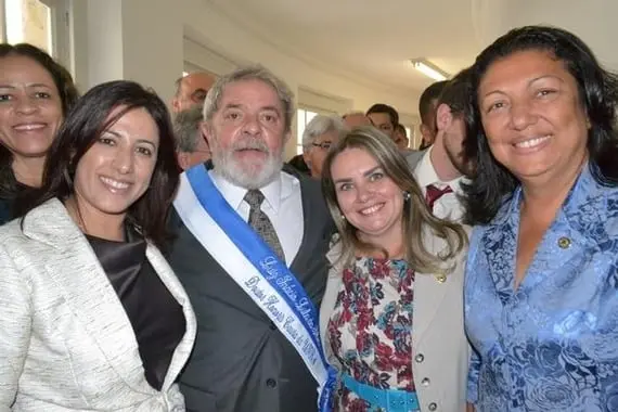 Lula recebe título de Doutor Honoris Causa da UFBA