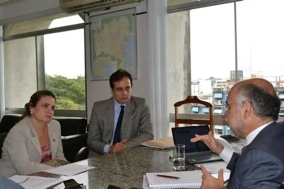 Deputada Ivana Bastos participa de audiência na SERIN