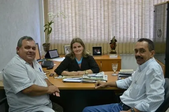 Deputada recebe prefeitos