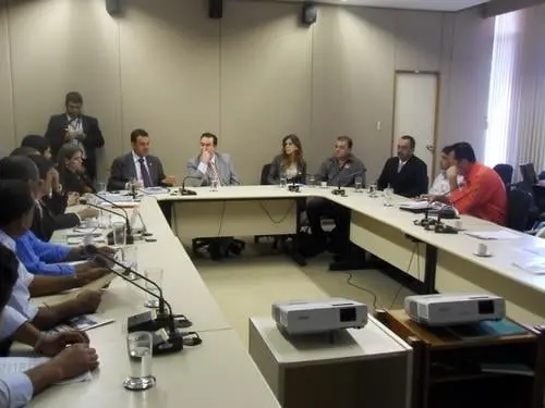 Deputada Ivana Bastos retorna à Bahia após compromissos em Brasília