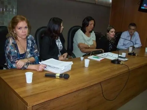 Deputados discutem situação do Ferry Boat