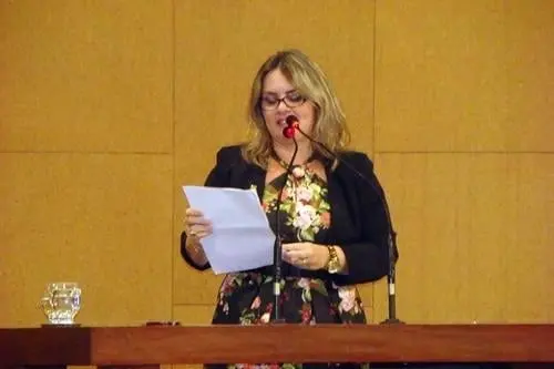 Deputada Estadual Ivana Bastos pede agilidade no abastecimento da região