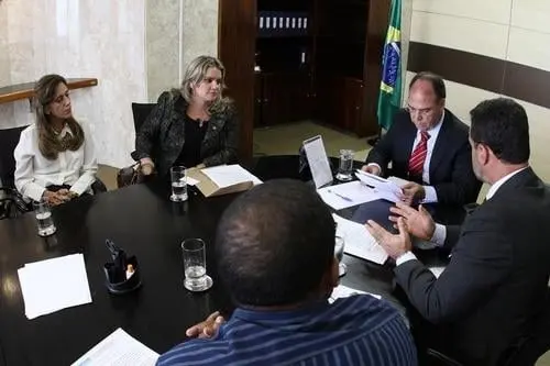 Ivana Bastos participa de audiência no Ministério da Integração Nacional