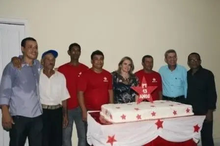 Ivana Bastos participa das comemorações dos 13 anos do PT de Malhada