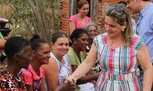 Ivana Bastos visita comunidades beneficiadas com convênios da CAR em Guanambi