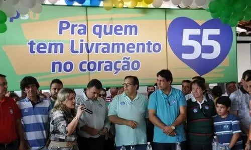 Ivana Bastos participa de encontro do PSD de Livramento de Nossa Senhora