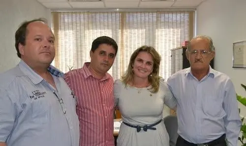 Ivana Bastos recebe visita de líderes políticos de Barra da Estiva
