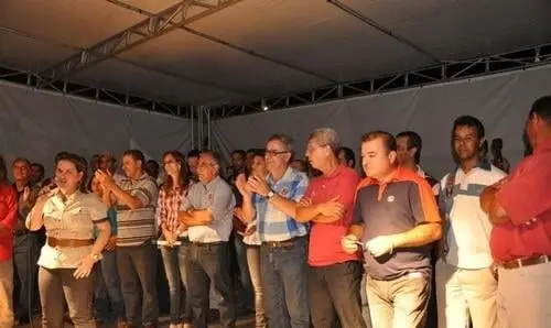 Ivana Bastos participa de inauguração de comitê em Sebastião Laranjeiras