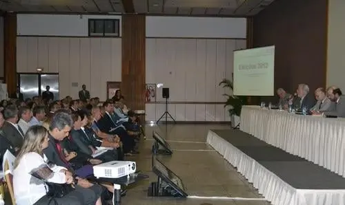Governador reúne-se com prefeitos eleitos e reeleitos do PSD