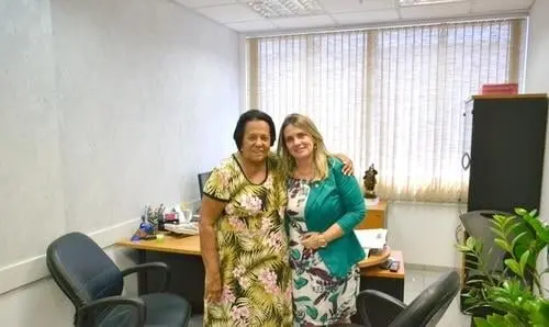 Secretária de Educação de Ituaçu, visita gabinete