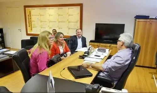 Secretário Otto Alencar recebe deputada Ivana Bastos e prefeita de Pindaí