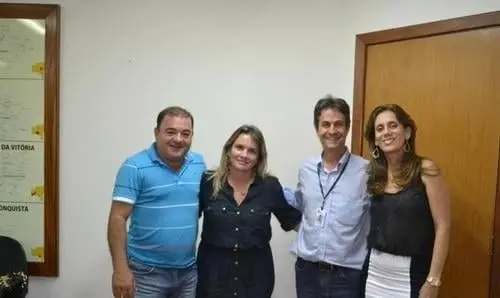 Prefeita de Sebastião Laranjeiras assina convênio para contratação de carro-pipa