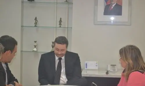 Deputada Ivana Bastos comemora notícia sobre implantação do SAC em Guanambi