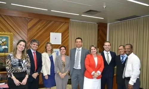 Deputada Ivana Bastos apóia instalação de Vara do Trabalho na região oeste
