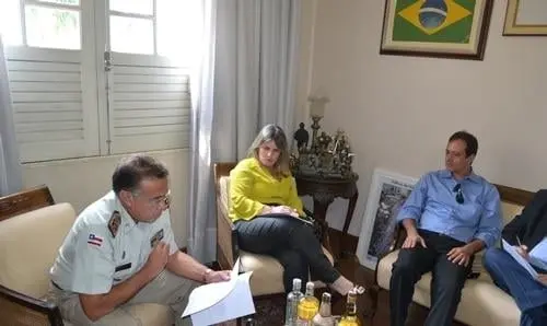 Guanambi e Bom Jesus da Lapa receberão viaturas da PM