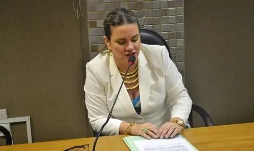 Comissão da Fiol parabeniza Jornal A Tarde por caderno especial sobre a obra