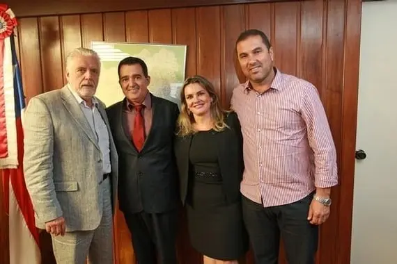 Ivana Bastos apresenta demandas de Dom Basílio em audiência com o governador