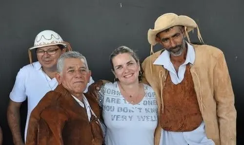 Deputada comemora aprovação de projeto que regulamenta profissão de vaqueiro
