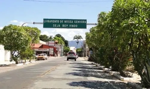 Deputada parabeniza Livramento de Nossa Senhora
