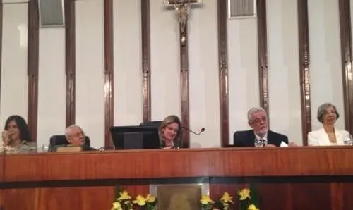 Deputada participa de homenagem ao secretário de Saúde Jorge Solla