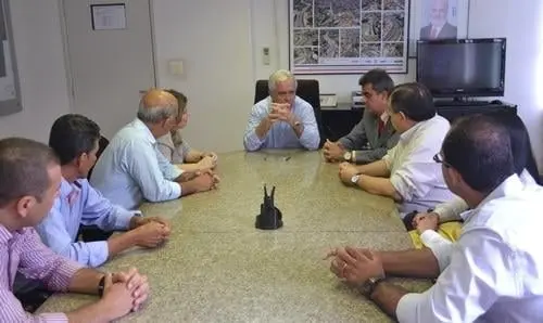 Dom Basílio: Deputada e prefeito agradecem execução de obras de iluminação 