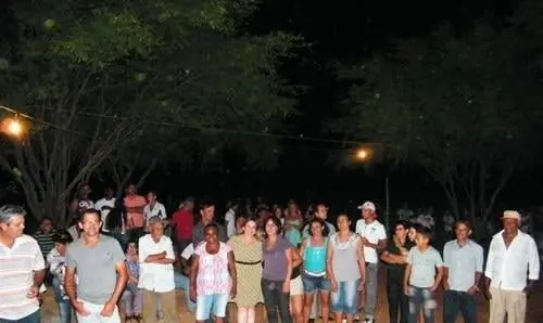 Guanambi: Famílias da comunidade de Belém recebem energia elétrica