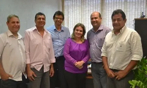 Deputada Ivana Bastos recebe lideranças de Palmeiras em seu gabinete