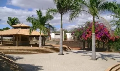 Praça de Lagoa Real ganhará iluminação cênica