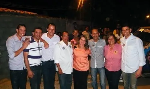 Multidão recebe Ivana Bastos no município de Iuiú