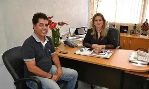 Ivana Bastos se reúne com prefeito de Lagoa Real 