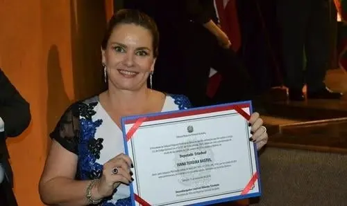 Ivana Bastos recebe diploma de deputada Estadual