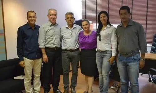 Carinhanha: Ivana Bastos e prefeito buscam obras de pavimentação e lazer