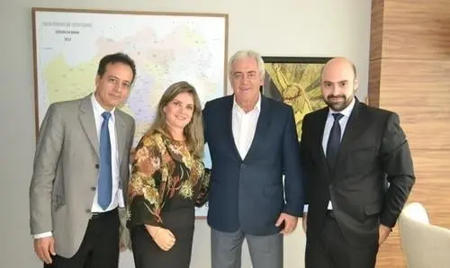 Deputada e dirigerentes da Bahiafarma se reúnem com senador