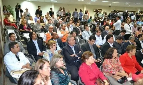 Deputada acompanha liberação de R$ 80 mi para contenção de encostas em Salvador 