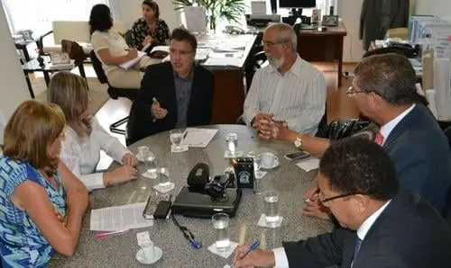 Comissão da Fiol acredita em viabilidade de operações no Porto do Malhado