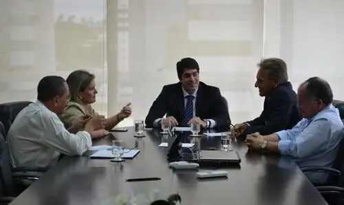 Ao lado de Ivana Bastos, prefeitos eleitos buscam investimentos na Desenbahia
