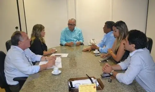 Ivana Bastos e prefeitos eleitos de Palmeiras e Lençóis cumprem agenda na Serin