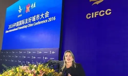 China: Deputada reitera importância da tecnologia chinesa para Fiol e Porto