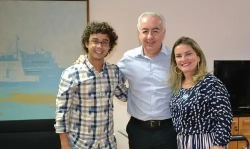 Ivana Bastos e prefeito de Candiba lutam pela reconstrução da BA 612