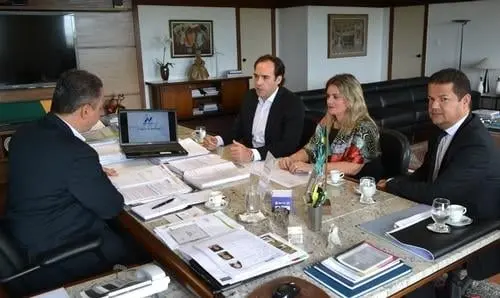 Lajedinho: deputada solicita ao governador mais investimentos para o município