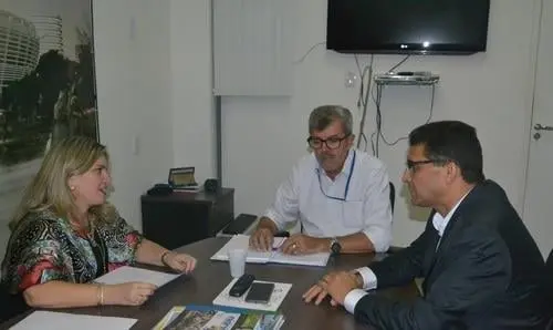 Deputada Ivana Bastos solicita material esportivo para município de Mucugê