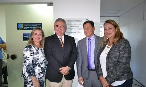 Ivana Bastos participa de inauguração de posto do TRE na Assembleia Legislativa