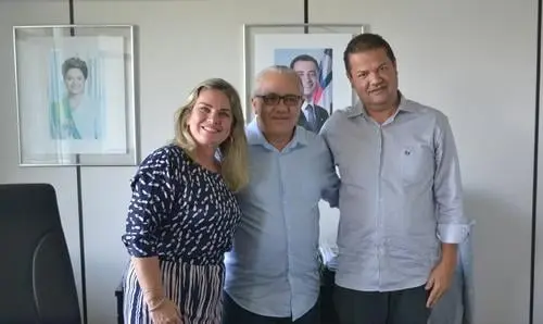 Ivana Bastos solicita PSF para Lajedinho em audiência na Serin