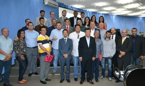 Prefeitos participam de encontro para debater recadastramento biométrico no TRE