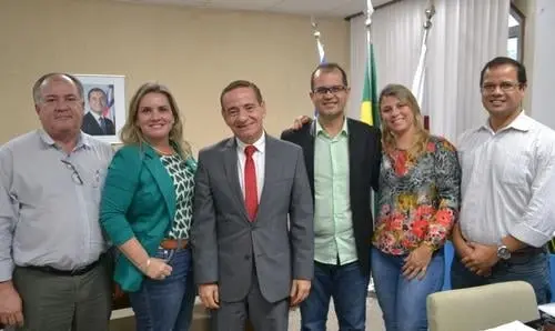 Deputada comemora liberação de obras e equipamentos hídricos para Tanque Novo