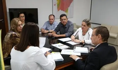 Ivana e prefeito de Sebastião Laranjeiras reivindicam mais acesso à água na SIHS